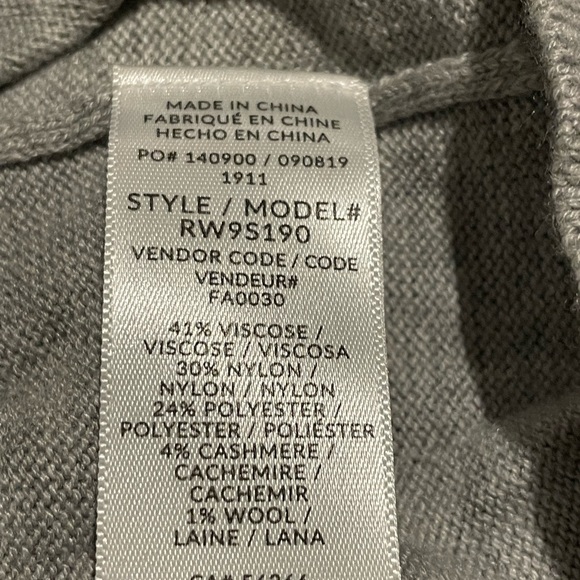 Brighten your Valentine’s day with this KISS sweater by Splendid. - Picture 4 of 4